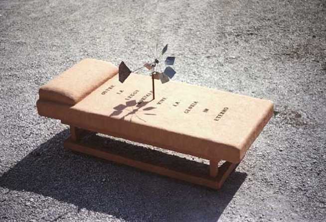 13184106.jpg (21414 byte)